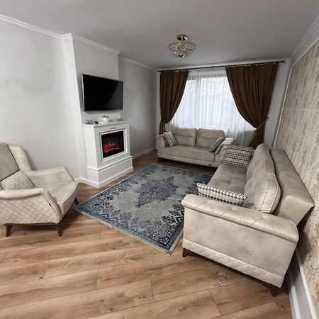 Apartament In Botoşani Exterior foto