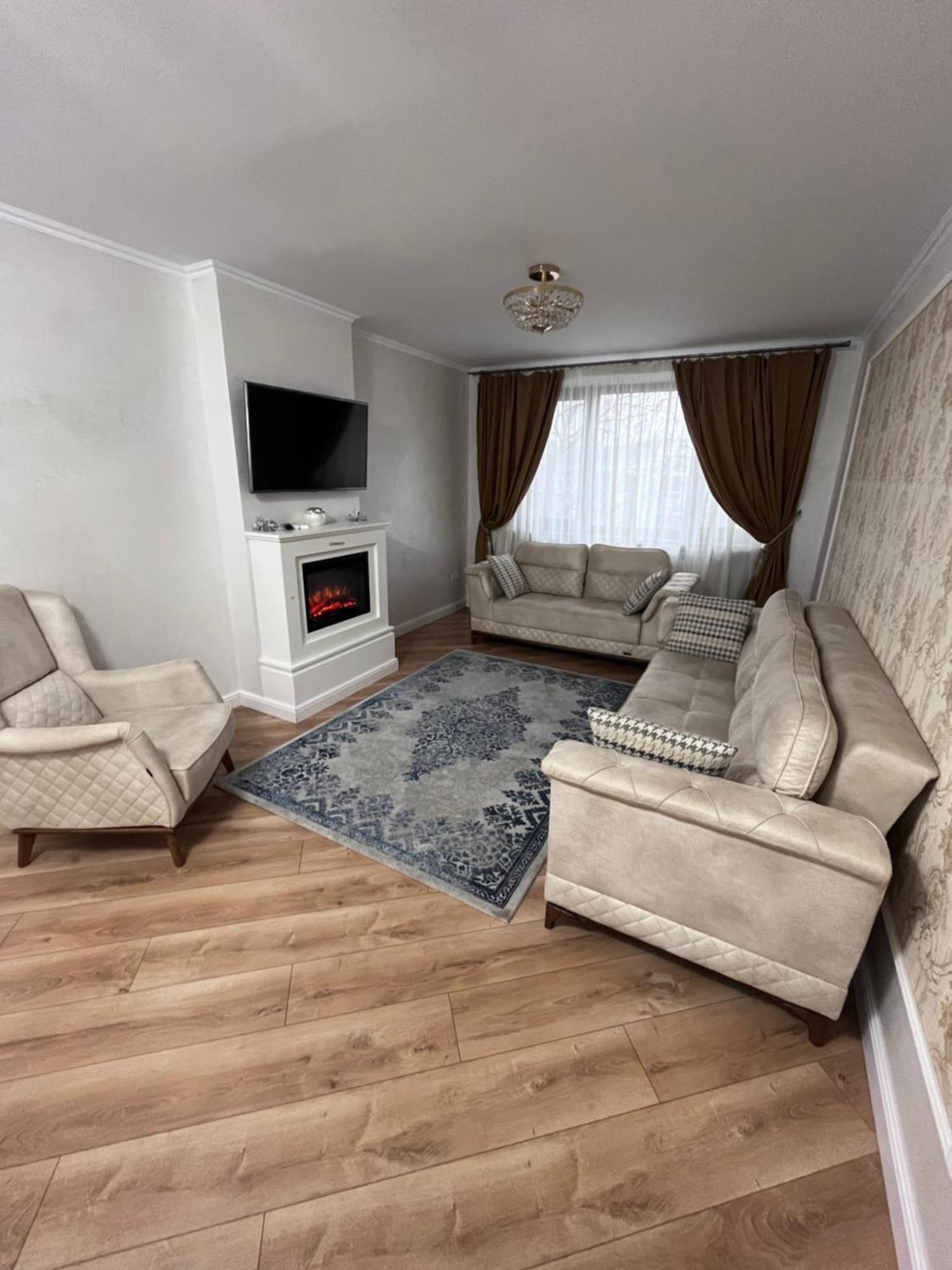 Apartament In Botoşani Exterior foto