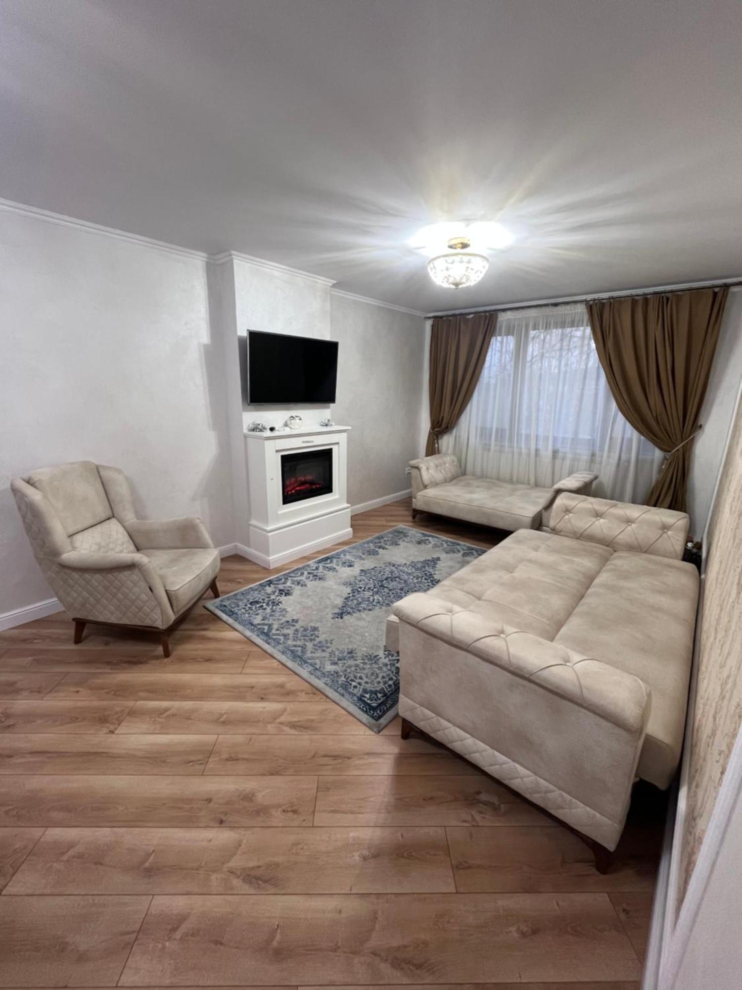 Apartament In Botoşani Exterior foto