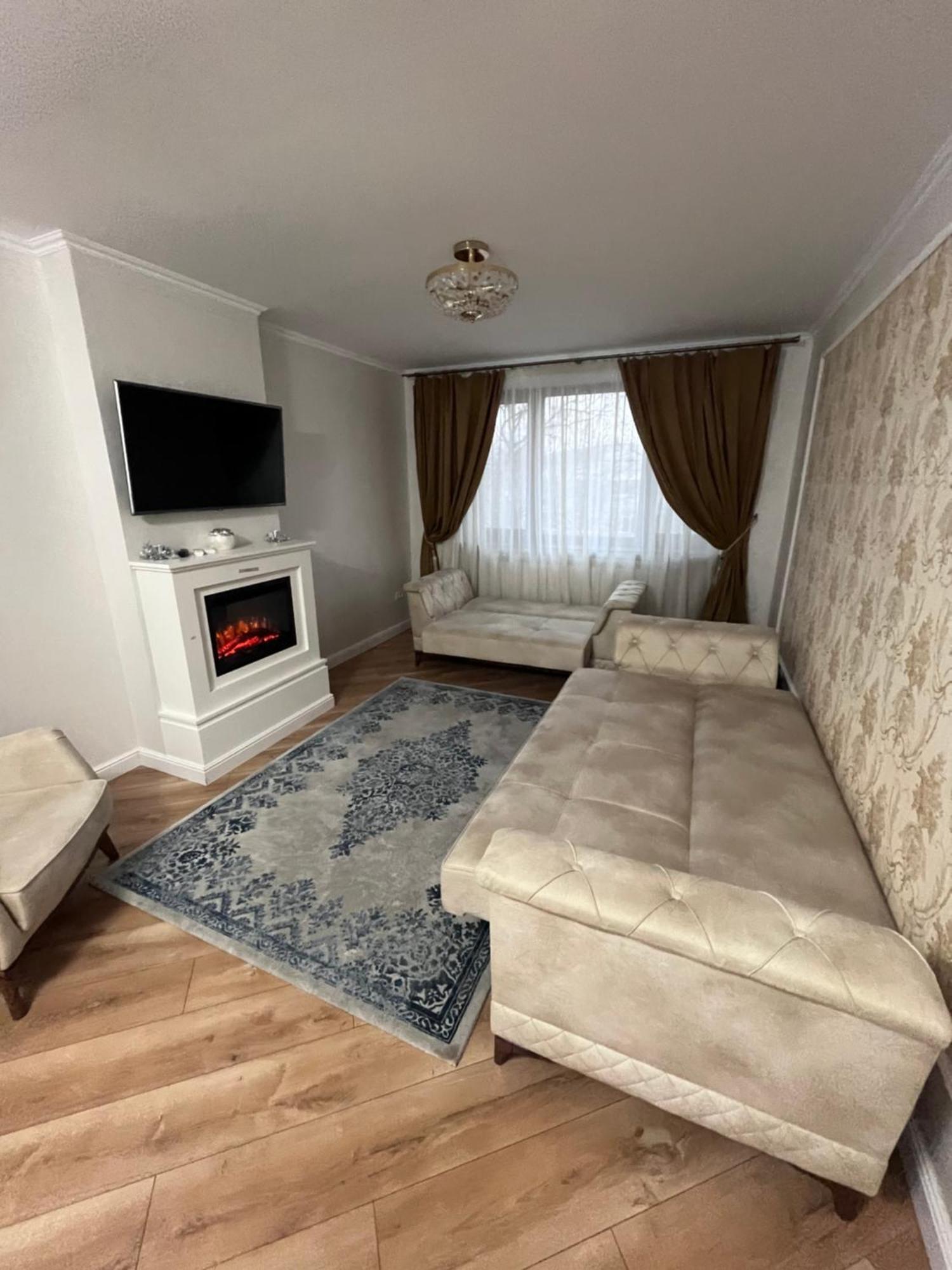 Apartament In Botoşani Exterior foto